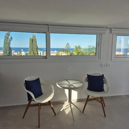 Apartament Konnos